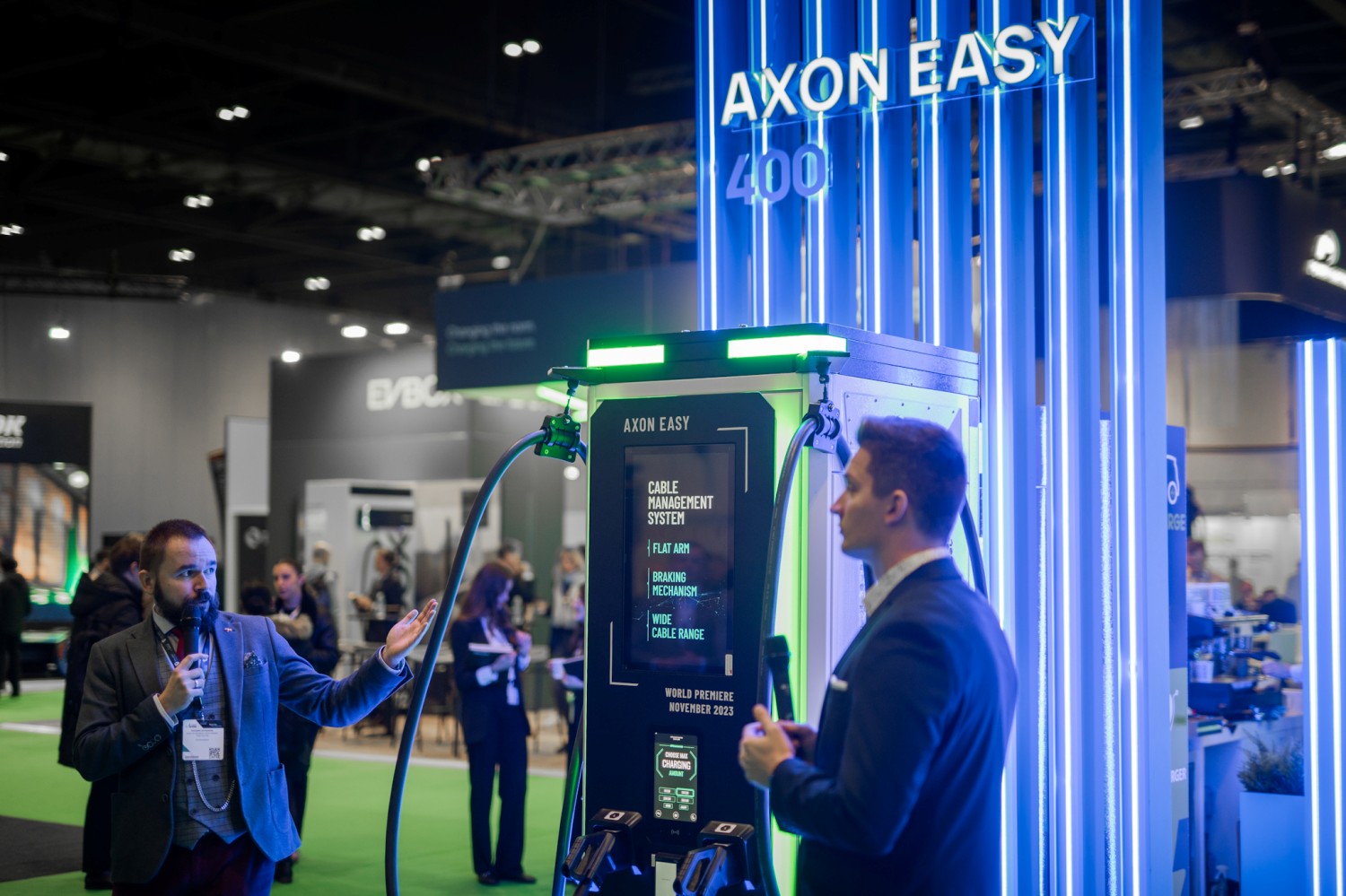 Axon Easy 400 World Premiere at the London EV Show
